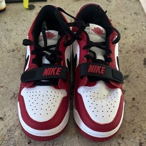 Nike Kids Jordan legacy 312 Black and Red